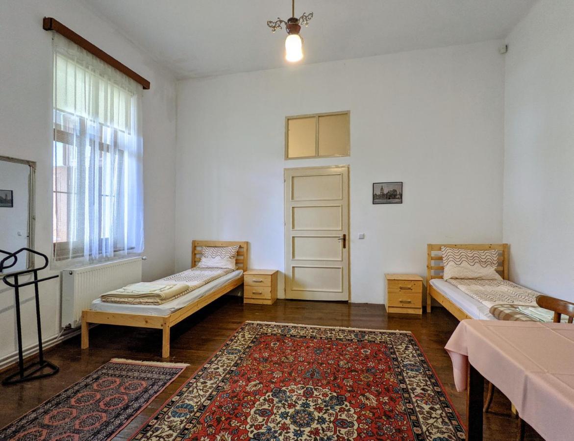 Gaestehaus Honigberg Next To The Fortified Church Of Hărman מראה חיצוני תמונה